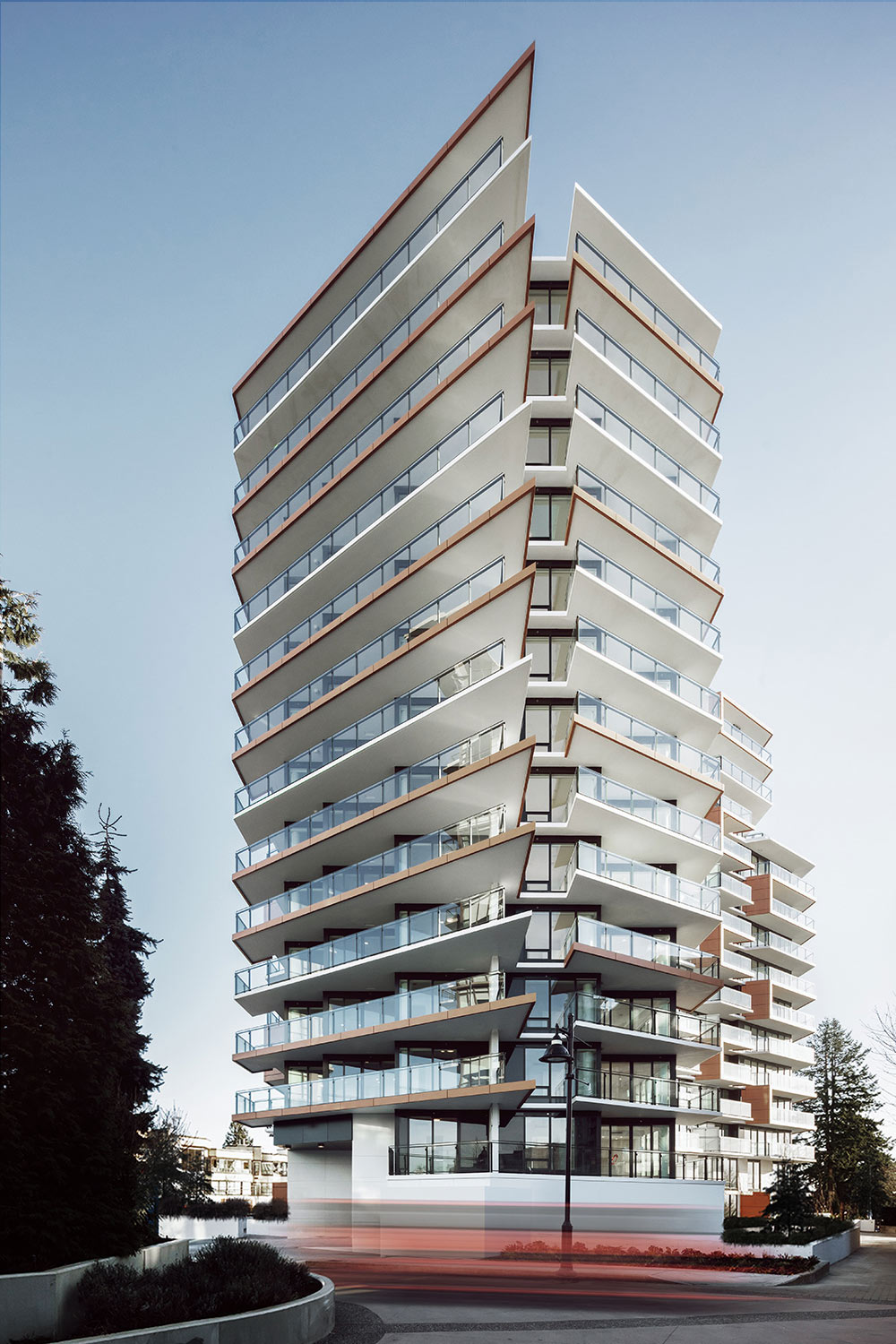 Arno Matis Architecture - Wind-Shaped Tower Residential Condo - Semiah by Marcon, Whiterock, Modern Architecture Greater Vancouver